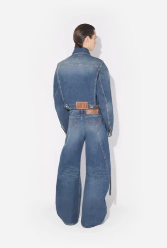 De blauwe denim-Jeans met riem