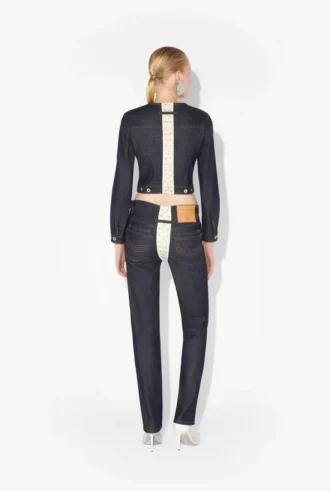 De contrasterende denim-Jeans met vetersluiting