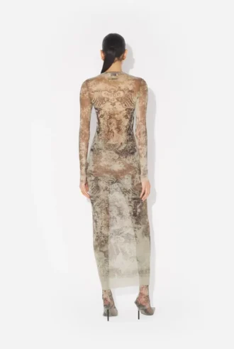 De lange beige Madaillon-jurk De lange beige Madaillon-jurk