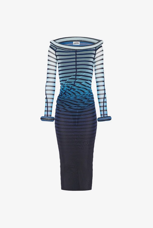 De lange jurk met 3D-strepen De lange jurk met 3D-strepen