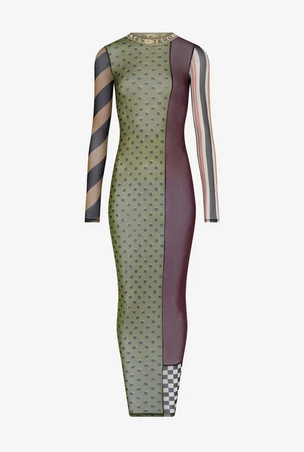 De lange patchworkjurk De lange patchworkjurk