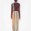 De lange patchworkrok De lange patchworkrok