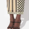 De lange patchworkrok De lange patchworkrok