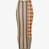 De lange patchworkrok De lange patchworkrok