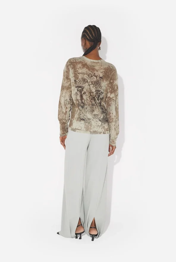 De oversized beige Madaillon-top De oversized beige Madaillon-top