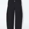 De sculpturale broek
