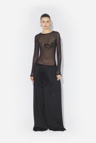 De ‘Tattoo Ruban’-top met flockprint