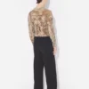 De zwarte broek met beugels De zwarte broek met beugels