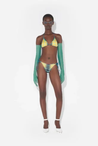 Heruitgave – de bikini met blauwe stippen Heruitgave – de bikini met blauwe stippen