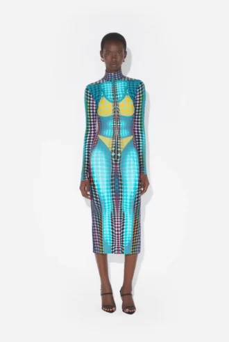 Heruitgave – de blauwe jurk met stippenprint