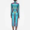 Heruitgave – de blauwe jurk met stippenprint
