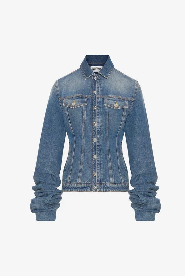 Het blauwe spijkerjas met oversized mouwen Het blauwe spijkerjas met oversized mouwen