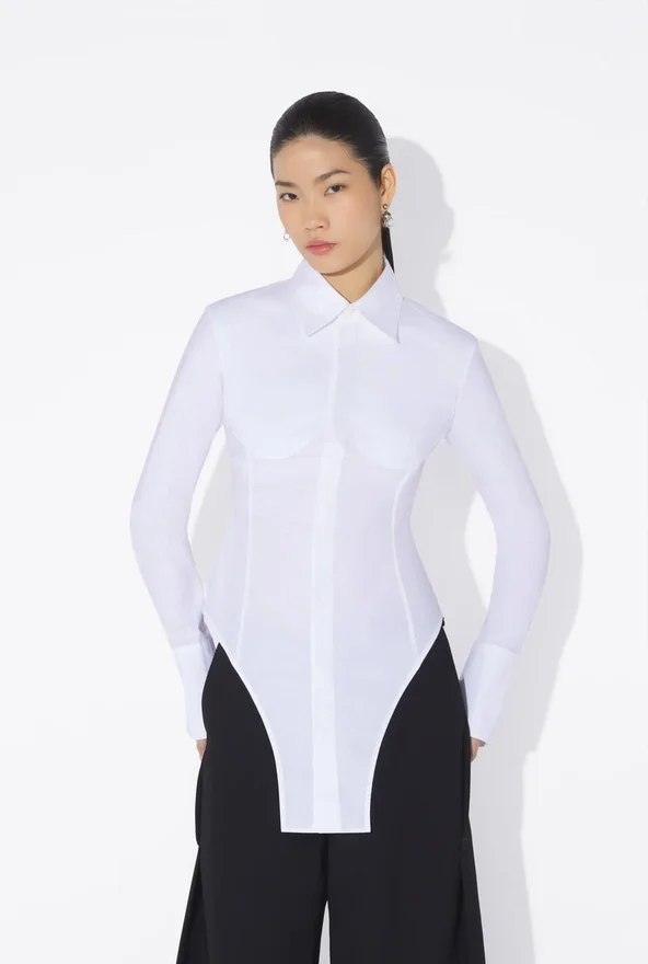 Het bodysuit-overhemd Het bodysuit-overhemd