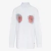 Het witte katoenen overhemd met rode ‘Blurry Roses’-print Het witte katoenen overhemd met rode ‘Blurry Roses’-print