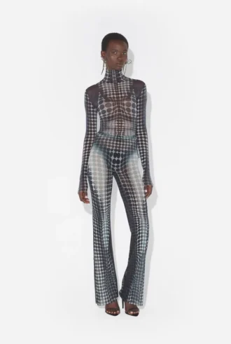 Re-Edition – de broek met zwart-witte stippen