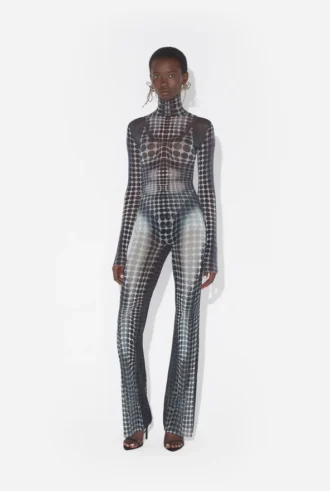 Re-Edition – de mesh top met zwart-witte stippenprint