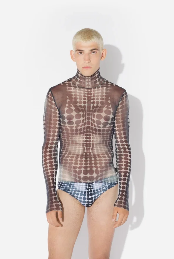 Re-Edition – de mesh top met zwart-witte stippenprint Re-Edition – de mesh top met zwart-witte stippenprint